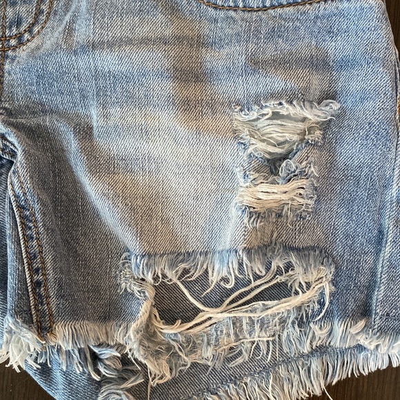 Maternity denim shorts by Ripe - Picture 6 of 12